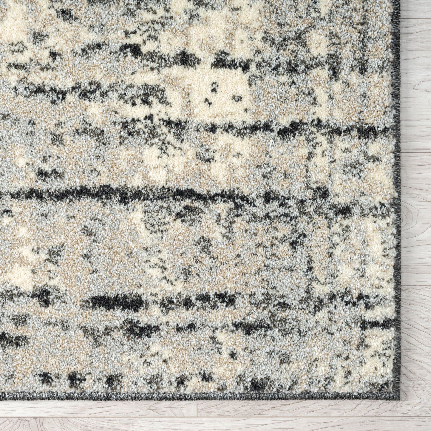 Astor 482 Ebony Designer Rug - decorstore