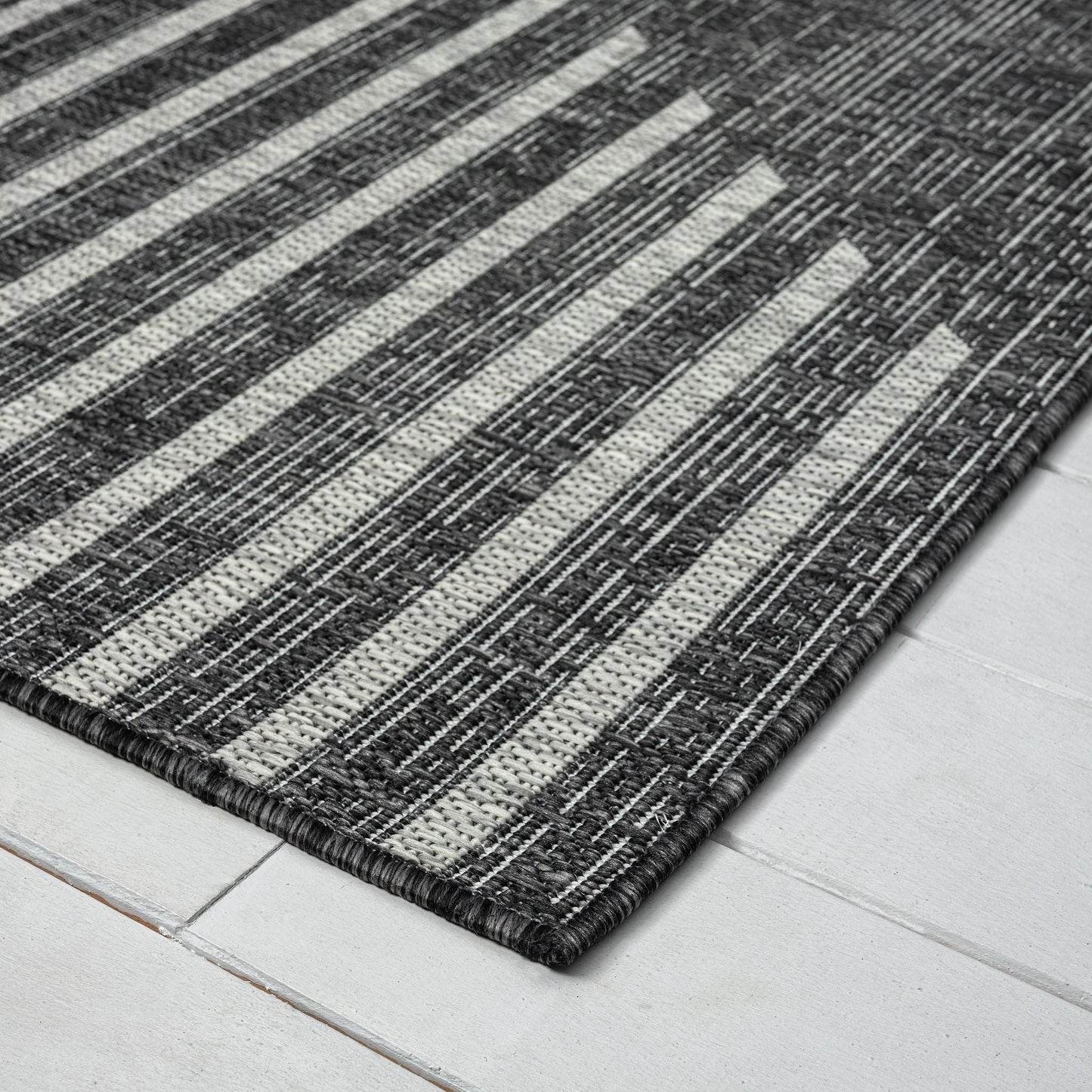 Alfresco 425 Ebony Designer Rug - decorstore