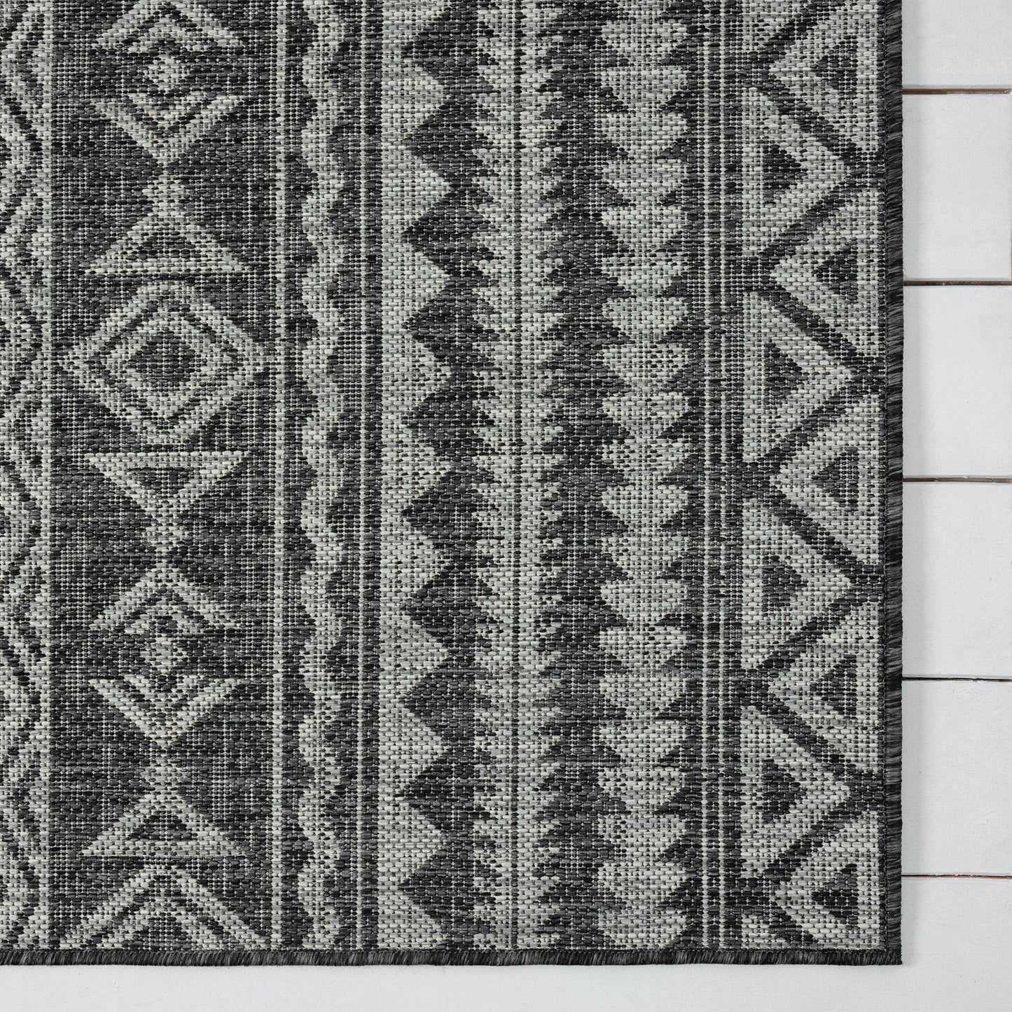 Alfresco 421 Charcoal Designer Rug - decorstore