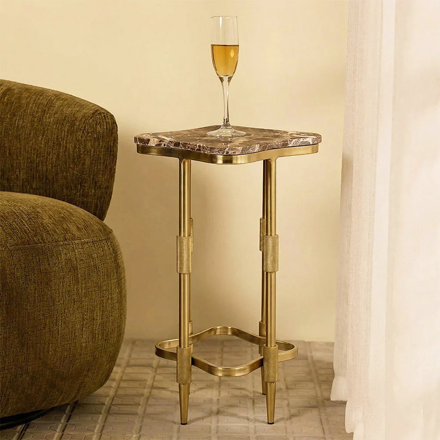 Marble Gold Pedestal