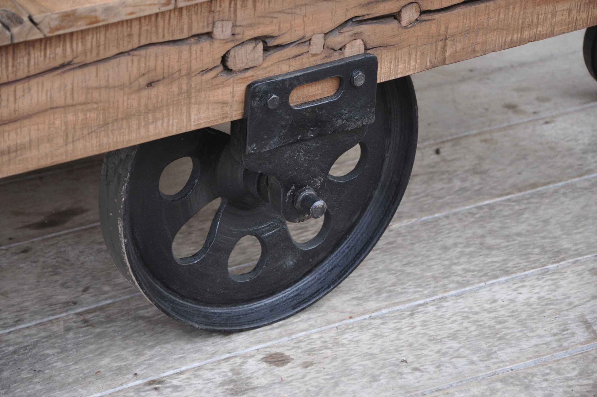 Industrial Wheeled Coffee Table - decorstore