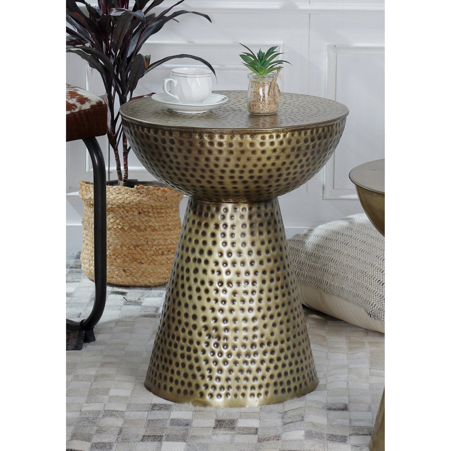 Persian Side Table - decorstore