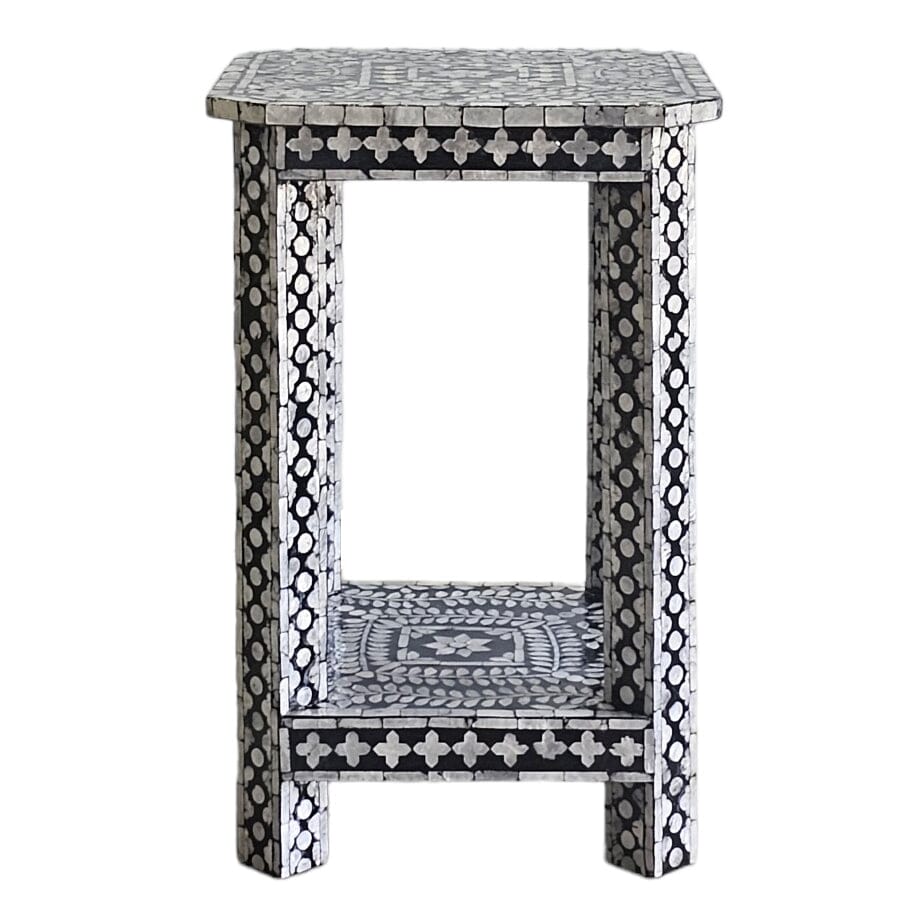 Mother of pearl Monochrome Chic Side Table - decorstore