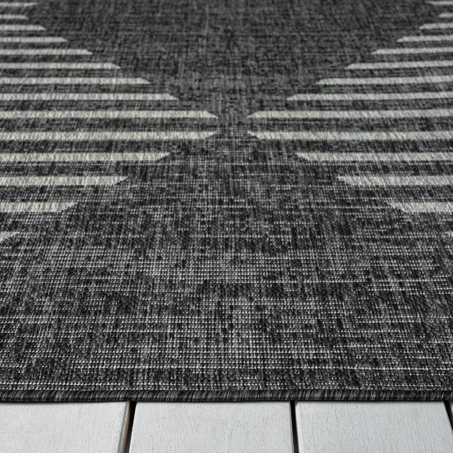 Alfresco 425 Ebony Designer Rug - decorstore