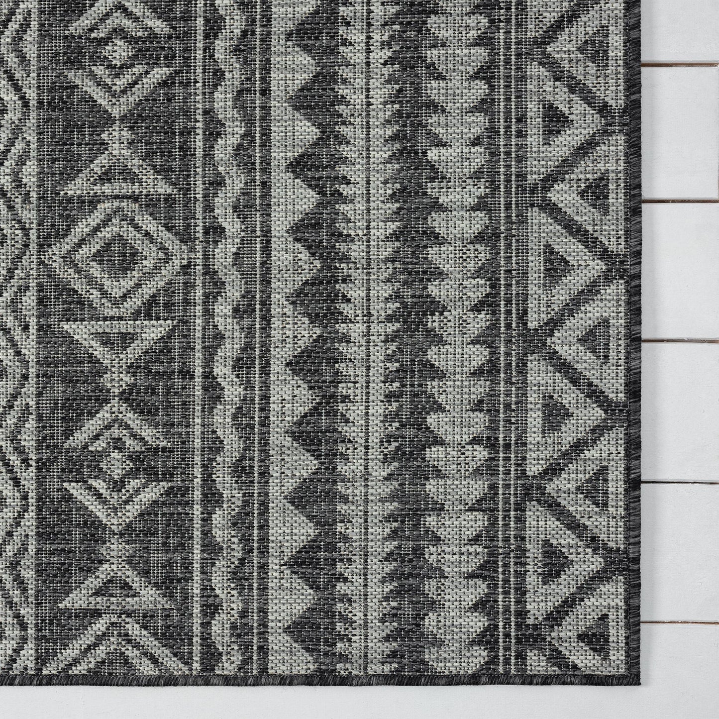 Alfresco 421 Charcoal Floor Runner Rug - decorstore