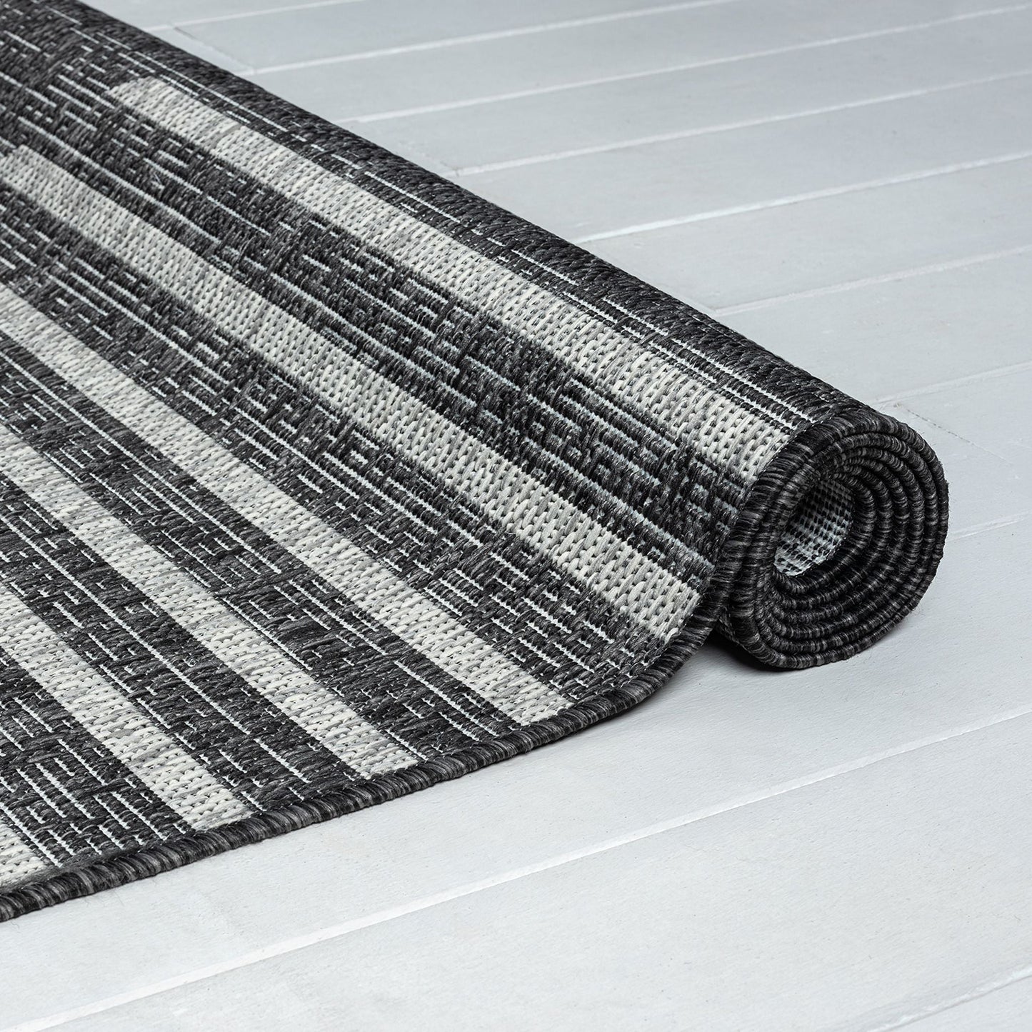 Alfresco 425 Ebony Floor Runner Rug - decorstore