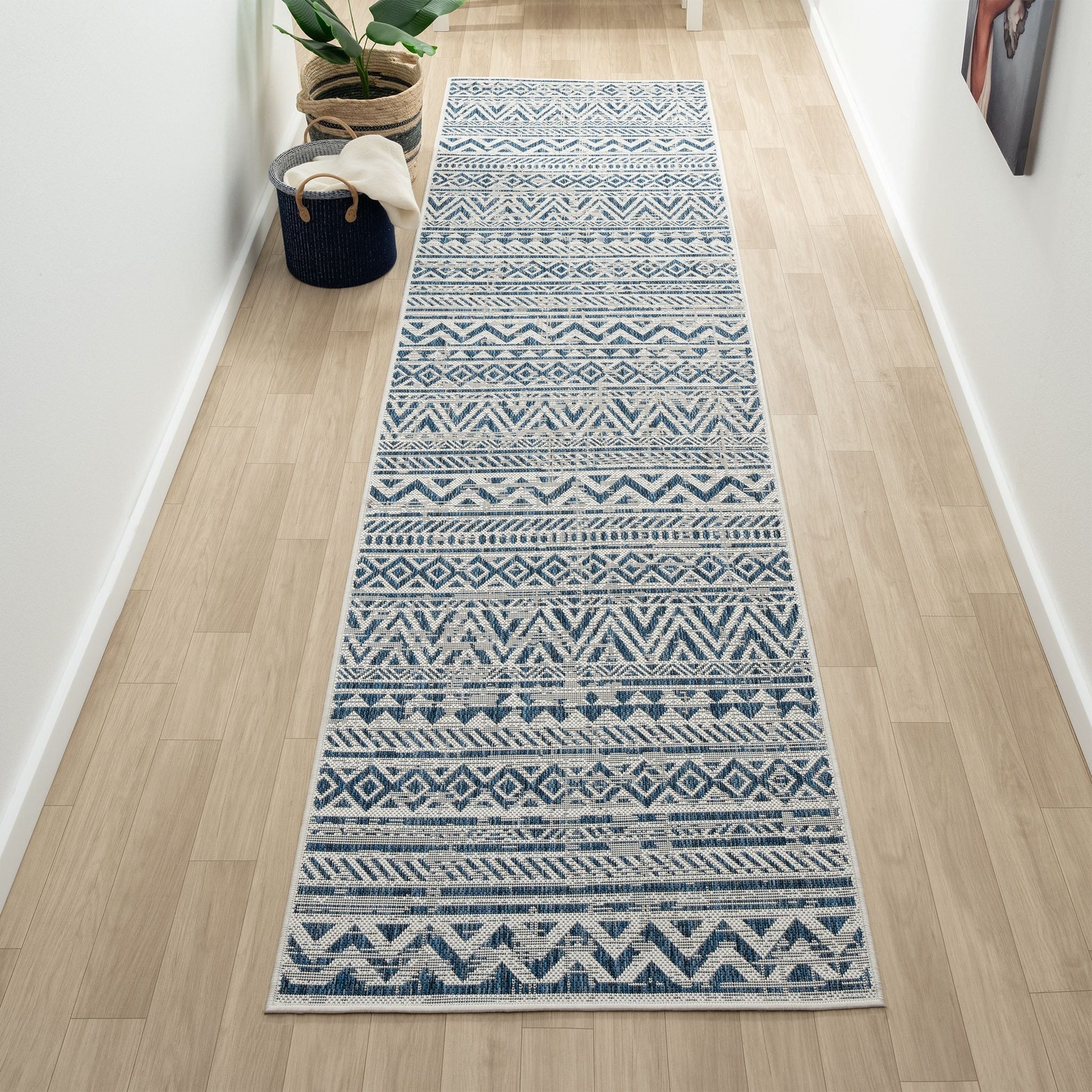 Patio 453 FrostFloor Runner Rug Designer Rug - decorstore