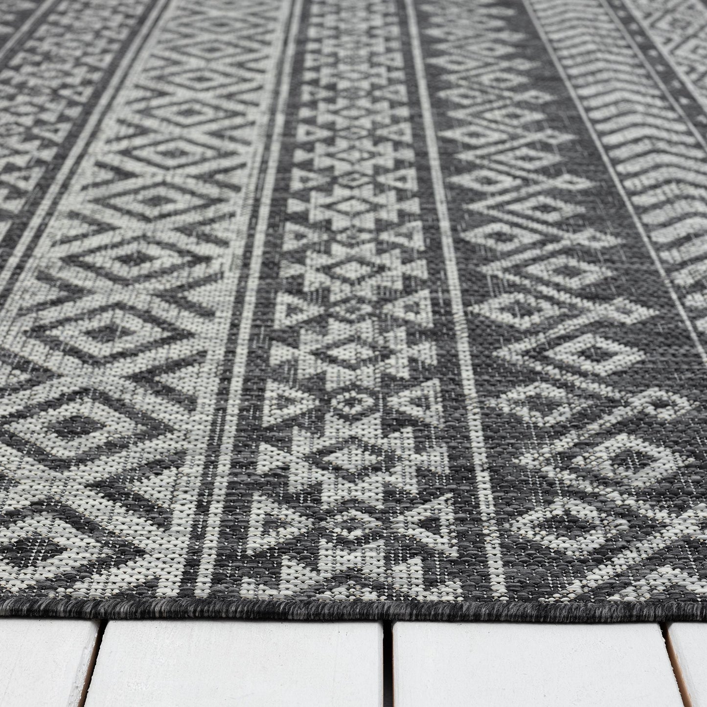 Alfresco 421 Charcoal Floor Runner Rug - decorstore