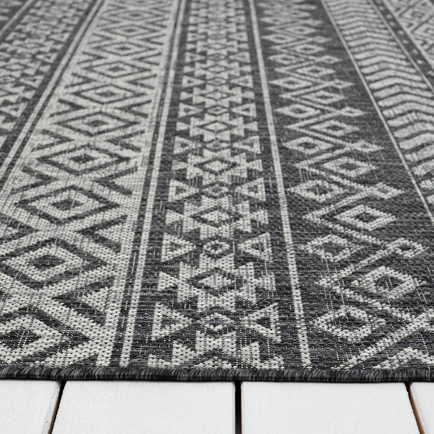 Alfresco 421 Charcoal Designer Rug - decorstore